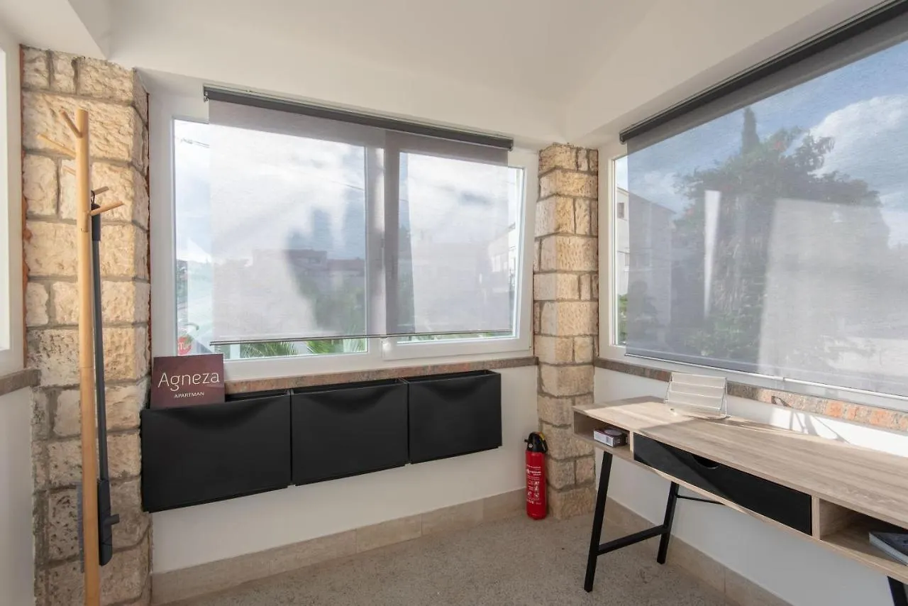 Apartment Apartman Justina Medulin For 2 Person
